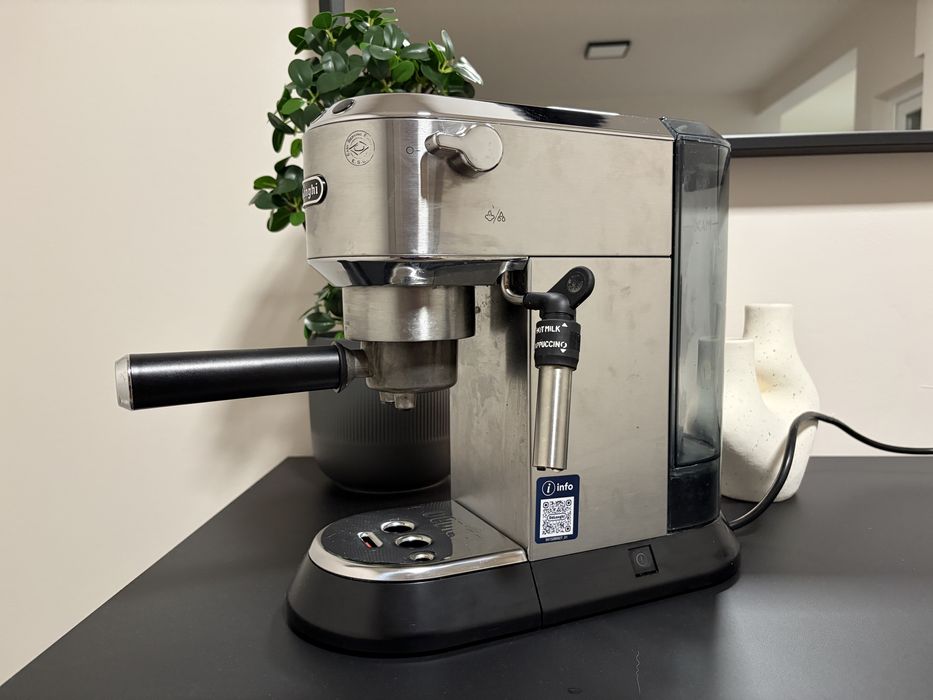 Delonghi Dedica