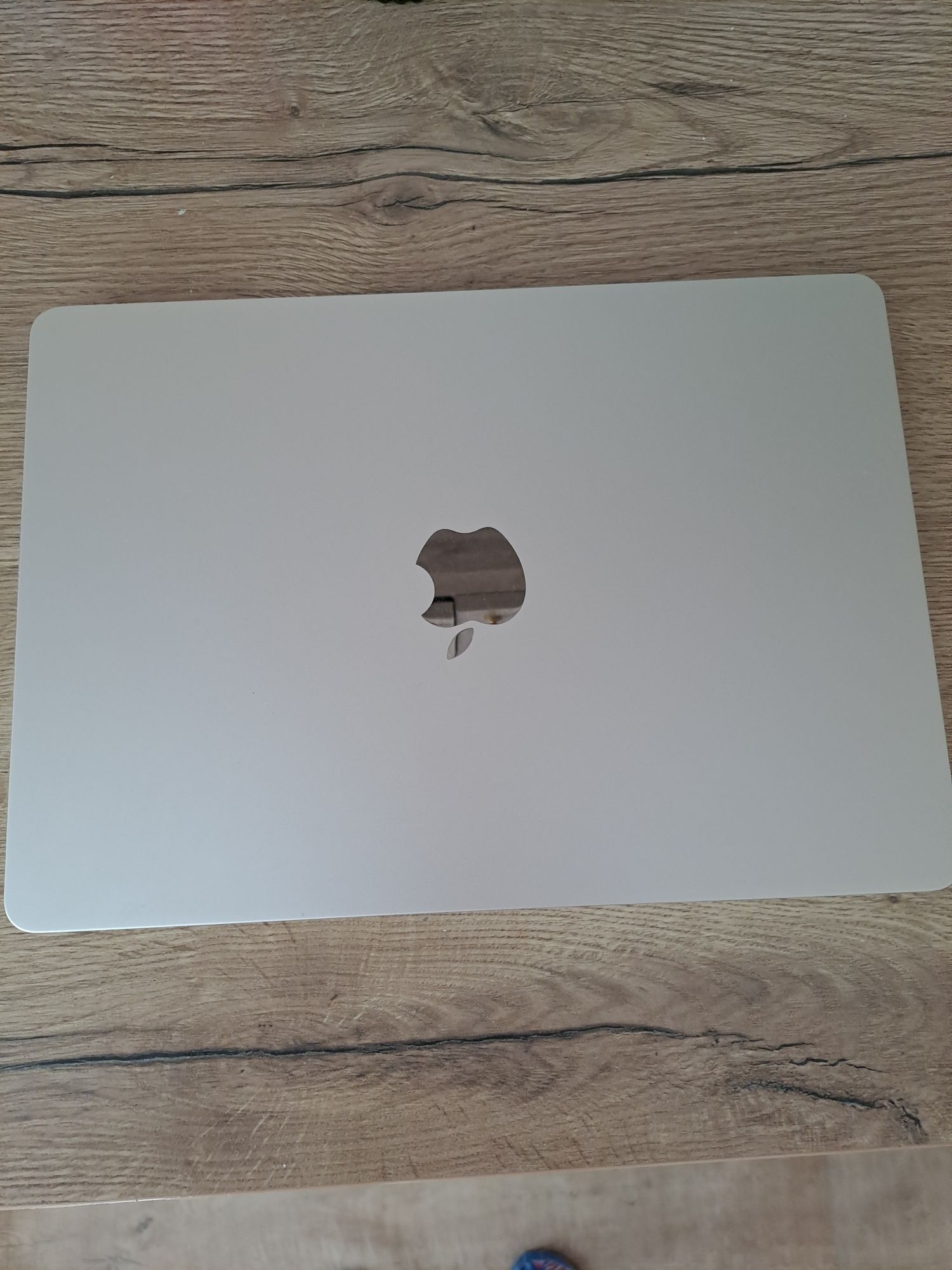 Лаптоп Apple 13.6" MacBook Air, Apple M2 чип, 8-ядра CPU и 8-ядра GPU,