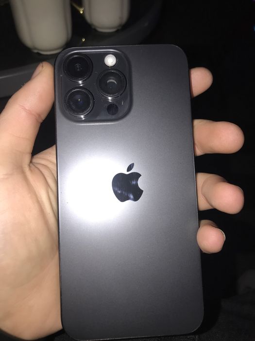 Iphone 15 pro max de vanzare negociabil