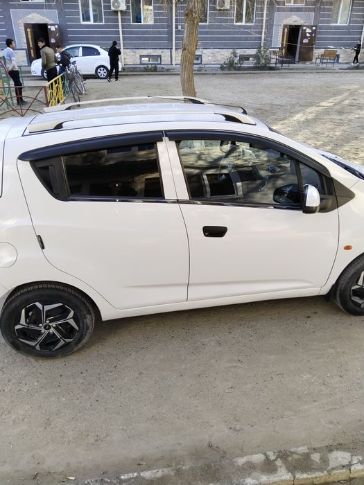 Авто Спарк автомат