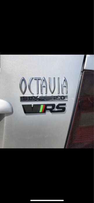 vrs embleme fata/spate negre auto metal sport skoda