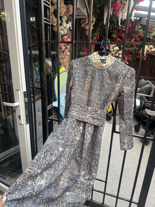 Платья новые, распродажа по 5000