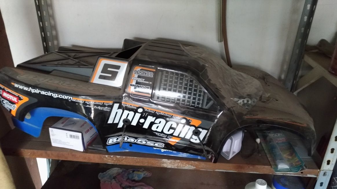 Hpi Baja 5b Flux si piesede schimb, Barca RC