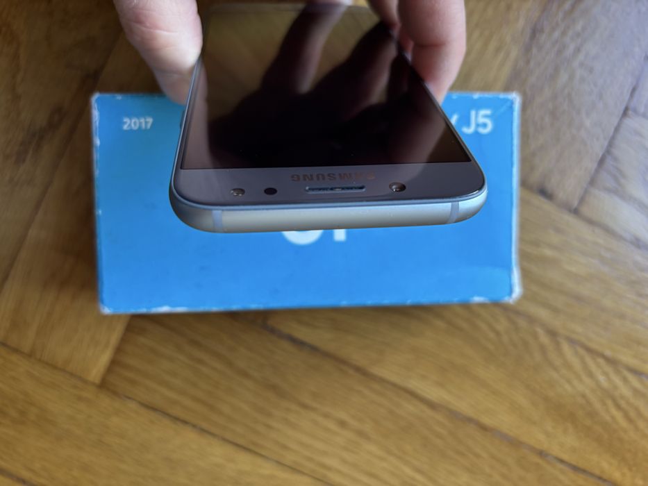 Samsung Galaxy J5 din 2017 de 16 Gb Dual Blue