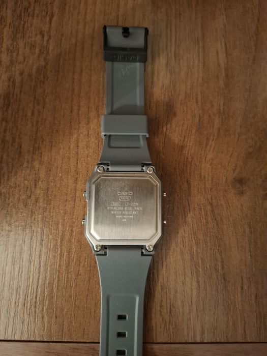 Casio LF-20W-8A2DF