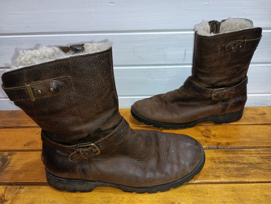 UGG кожени ботуши N40- 39 лв