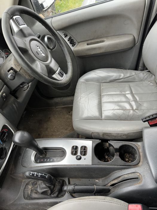 Dezmembrari dezmembrez piese Jeep Cherokee 2.8 crd cutie automata