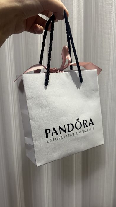 Серебряное кольцо Pandora 925 с сердечками — оригинал, новое