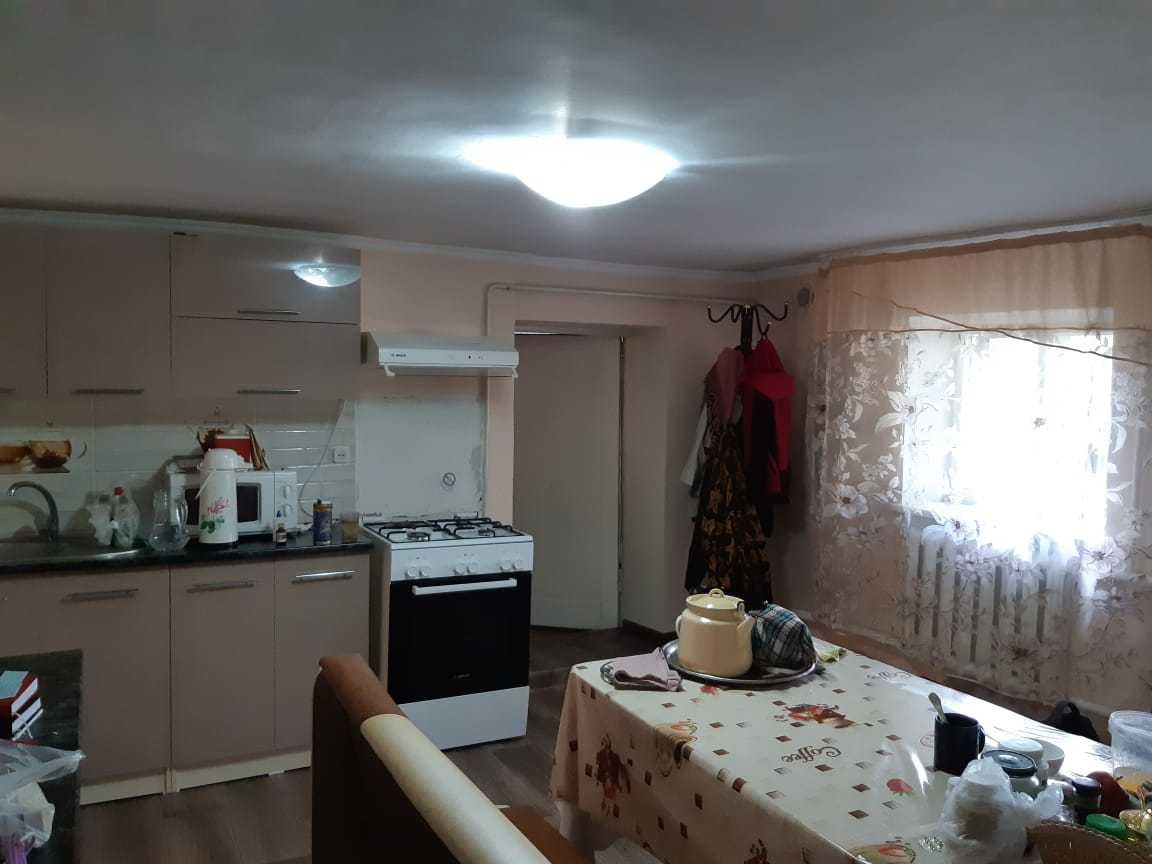 Продам 2-х этажный кирпичный 6-комнатный дом, 133 м², 16 сот.