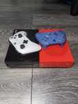 Xbox one s + контролер и игри