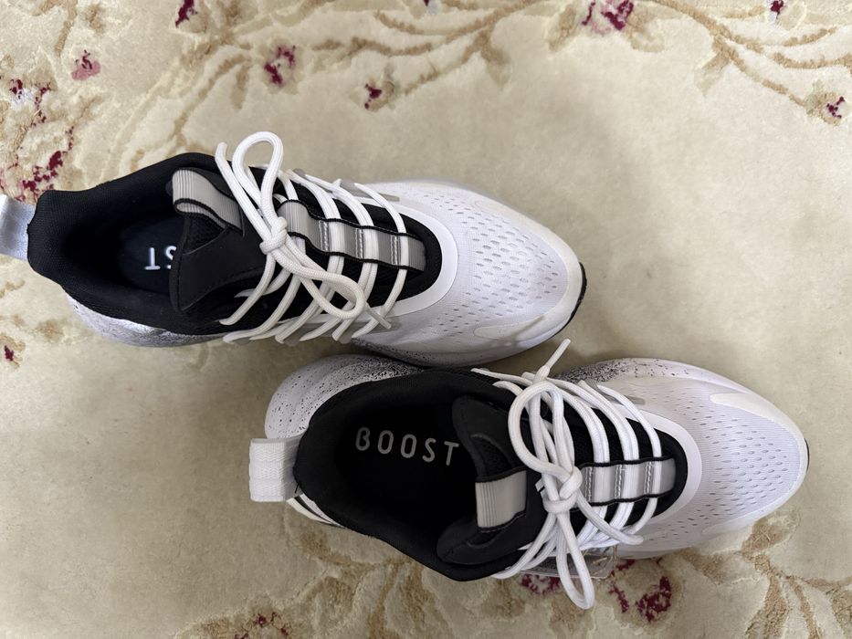 Adidas кроссовки