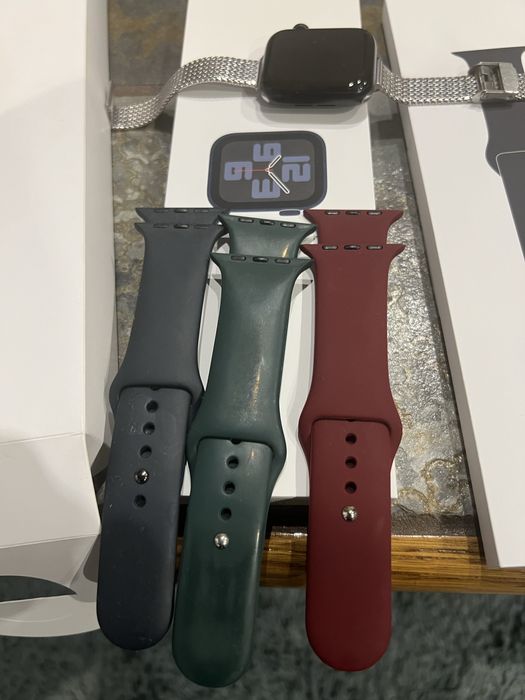 Apple Watch SE gen 2, 2023 44 mm midnight