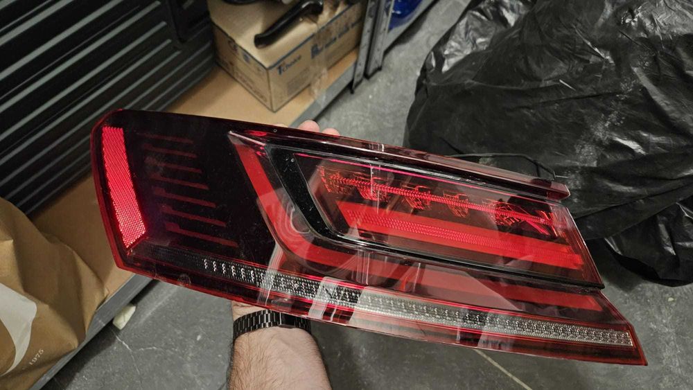 VW Arteon 2019, ляв стоп оригинал