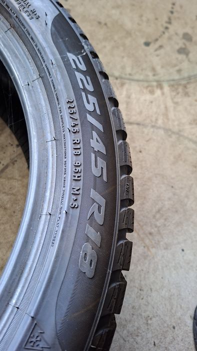 1buc 2024 225 45 R18 Pirelli iarna M+S cacuciuc anavelopa 18 rsc rft