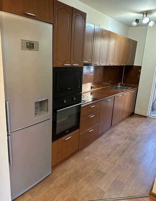 Дава се под наем Тристаен апартамент в Пловдив, Кючук Париж - 76 кв.м за 350 € - Снимка #2