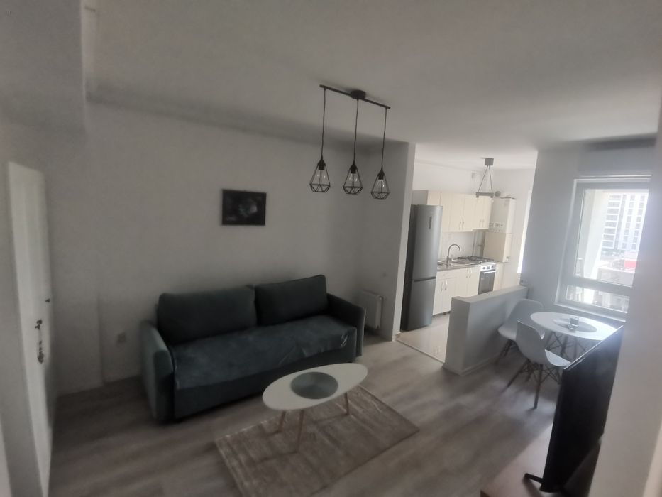 Ap 2 camere, prima inchiriere, loc parcare!