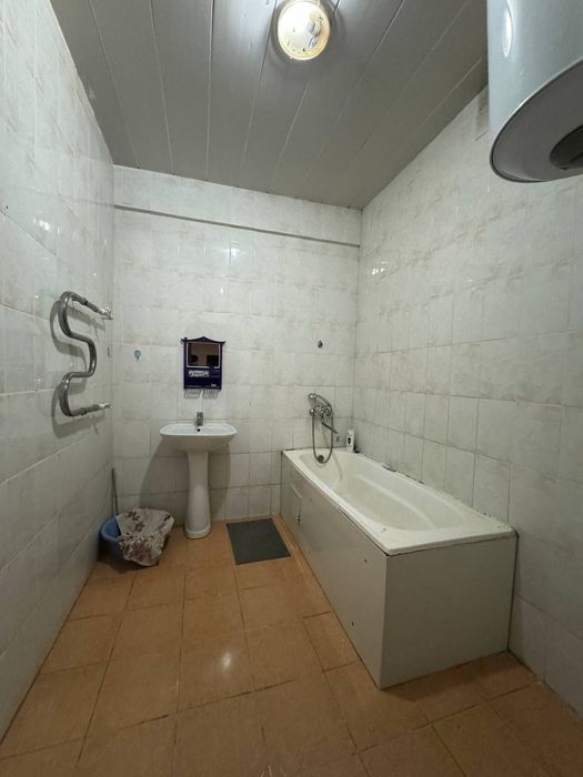 Kvartira sotiladi. Nurafshonkoʻcha 3/3/5. 104m2.