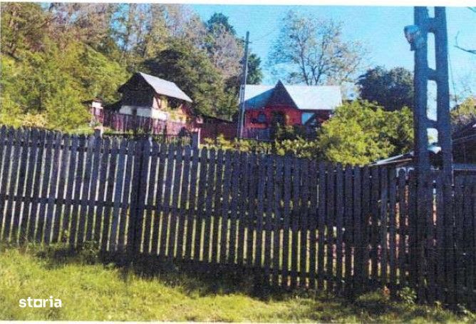 Casa si teren Malureni, cota parte 3/8, ID: R2617738