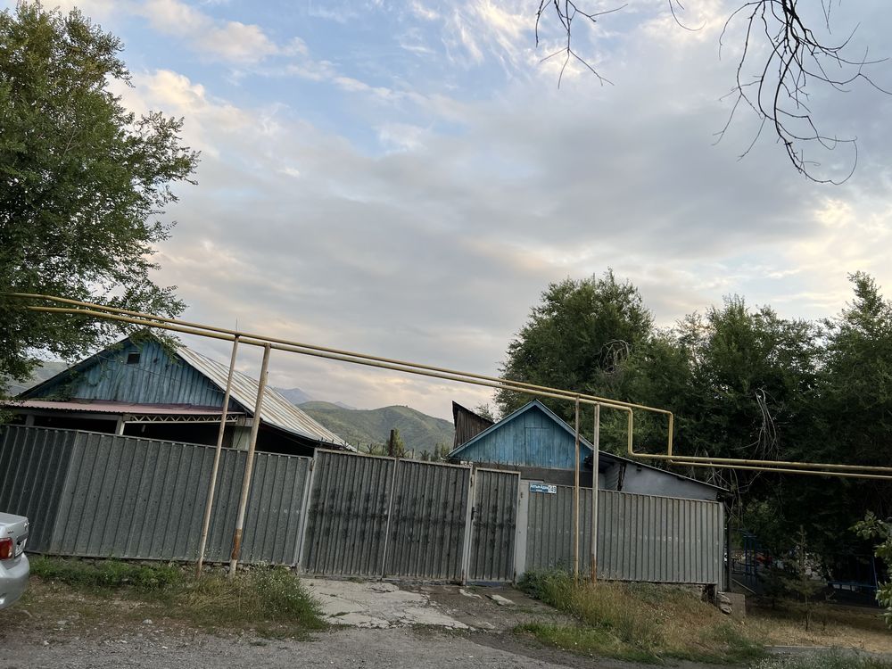 Продается дом, также подойдет под бизнес.