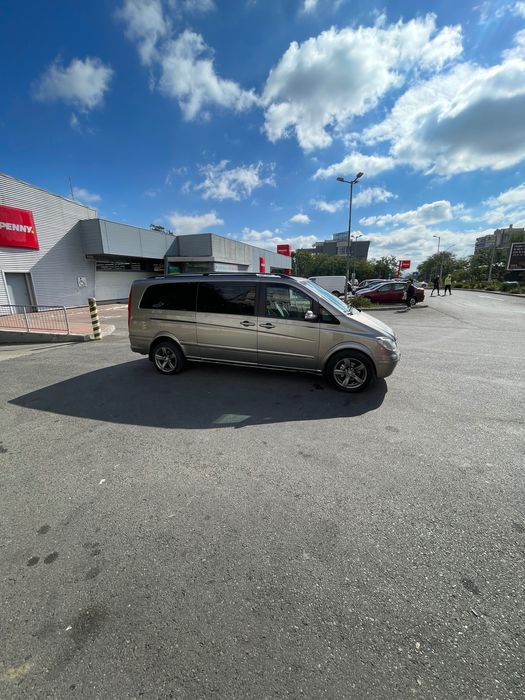 Vând Mercedes Viano 7+1
