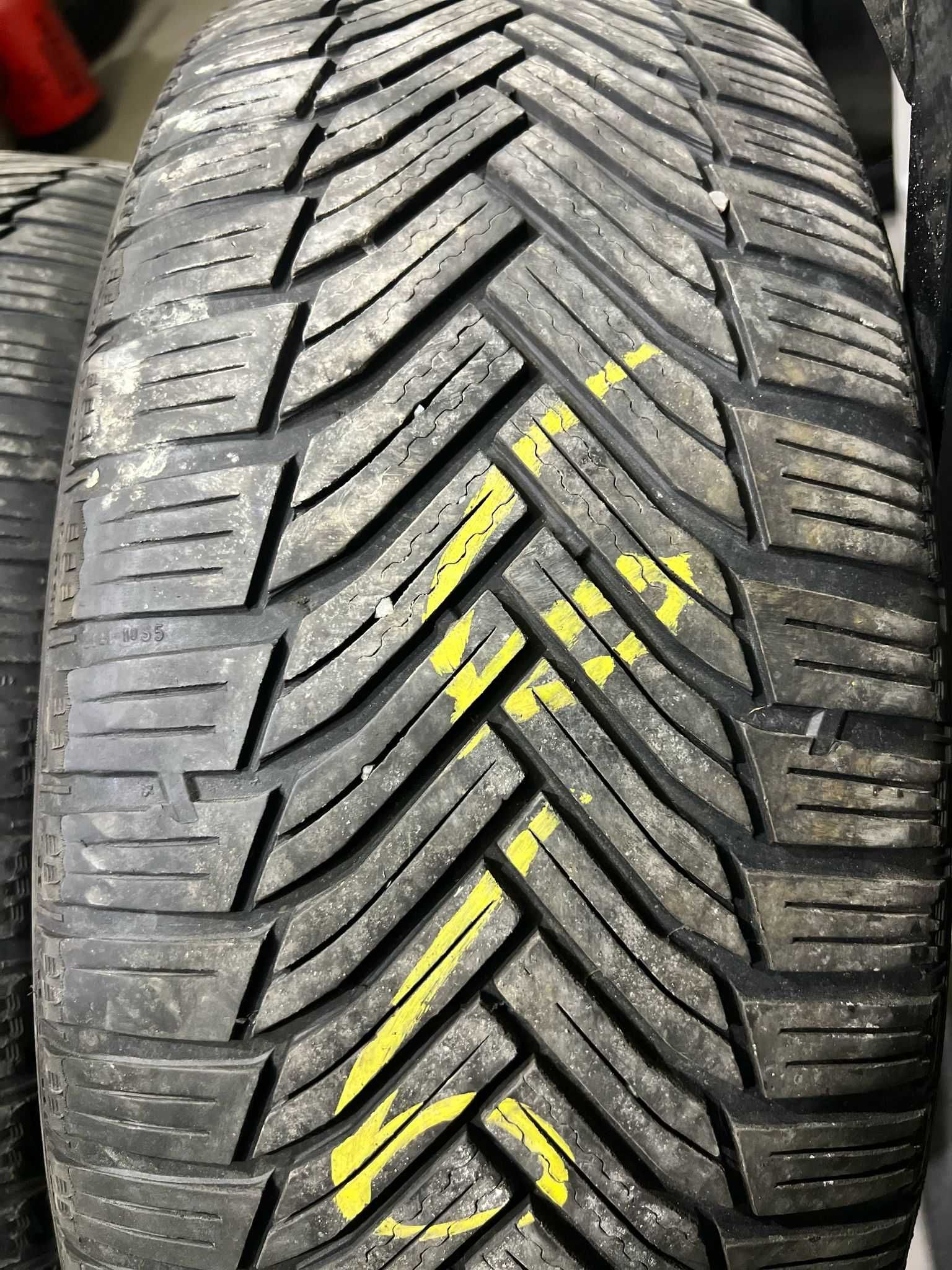 Гуми Зимни 225 55 17 Michelin Alpin 6 DOT 3420 2бр