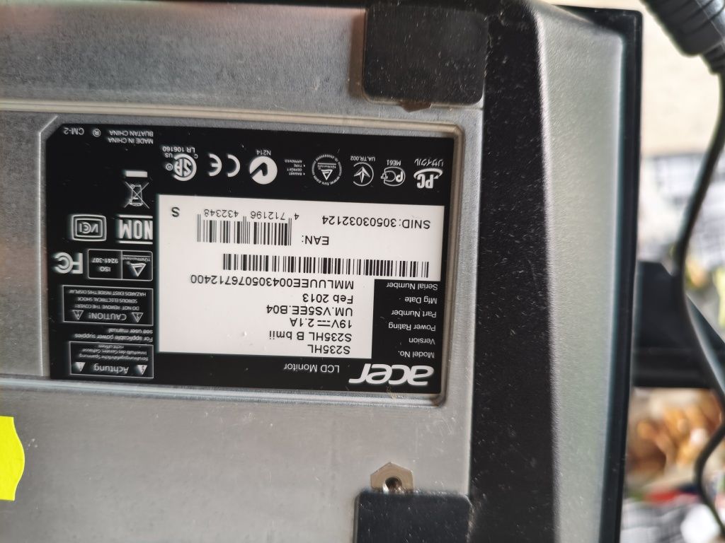 Vând monitor Acer 23'