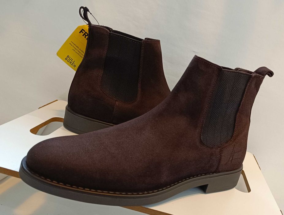 Ghete chelsea 44 plain toe Bullboxer NOI piele naturala moale