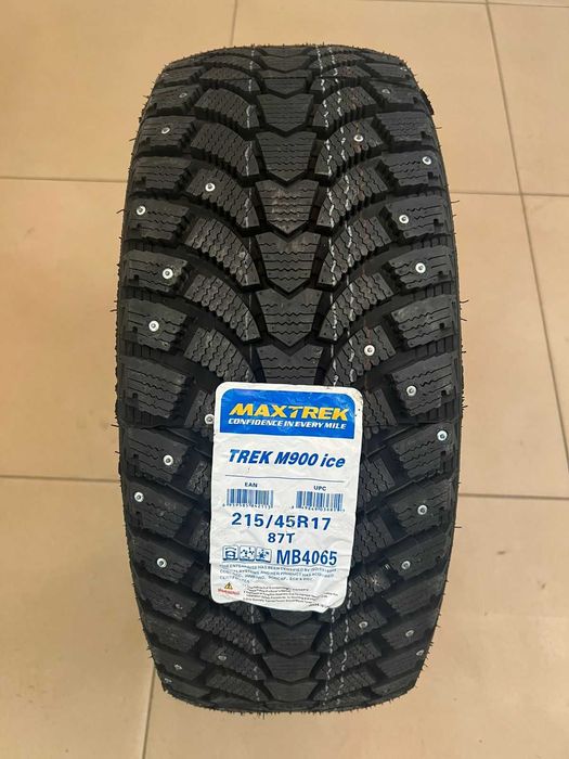 215/45 R17 Maxtrek Trek M900 ice шипованные