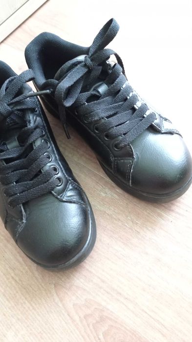 Черни, кожени, за момче 33 номер