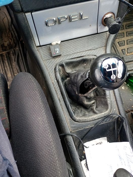 Vând Opel Astra g 1,6 16 valve