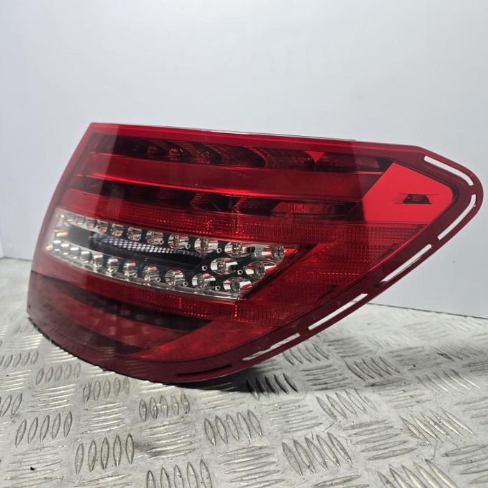 Stop aripa dreapta LED Mercedes C-class facelift w204
