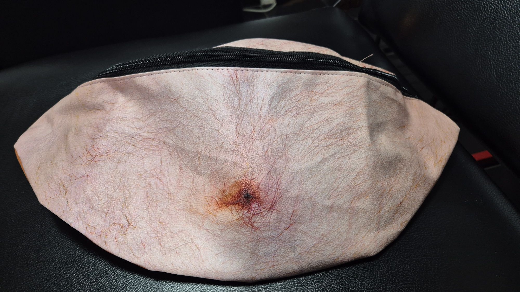 Забавна Чанта за кръста корем с пъп тумбак belly button bag fun