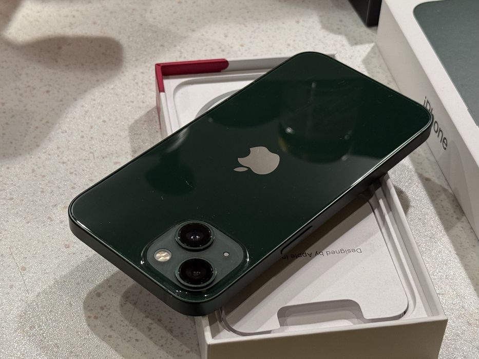iPhone 13 128GB Green – Перфектен, 100% Батерия!