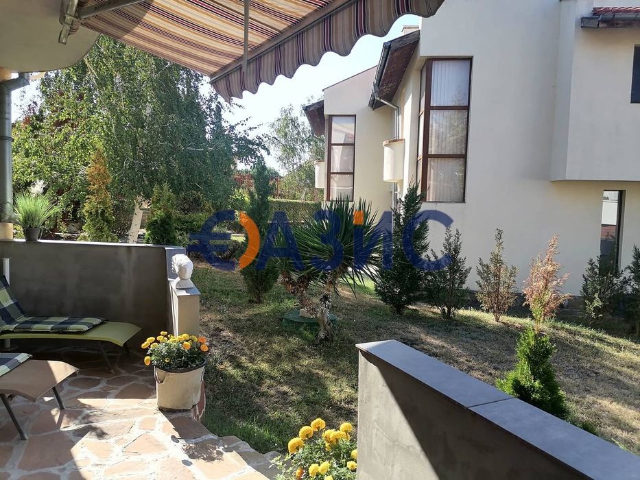 Градска къща "Бадем Хил", с. Кошарица, България 150 кв. м., цена 170