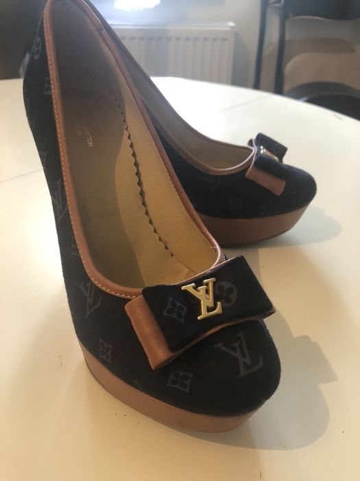 Pantofi Louis Vuitton mar 37