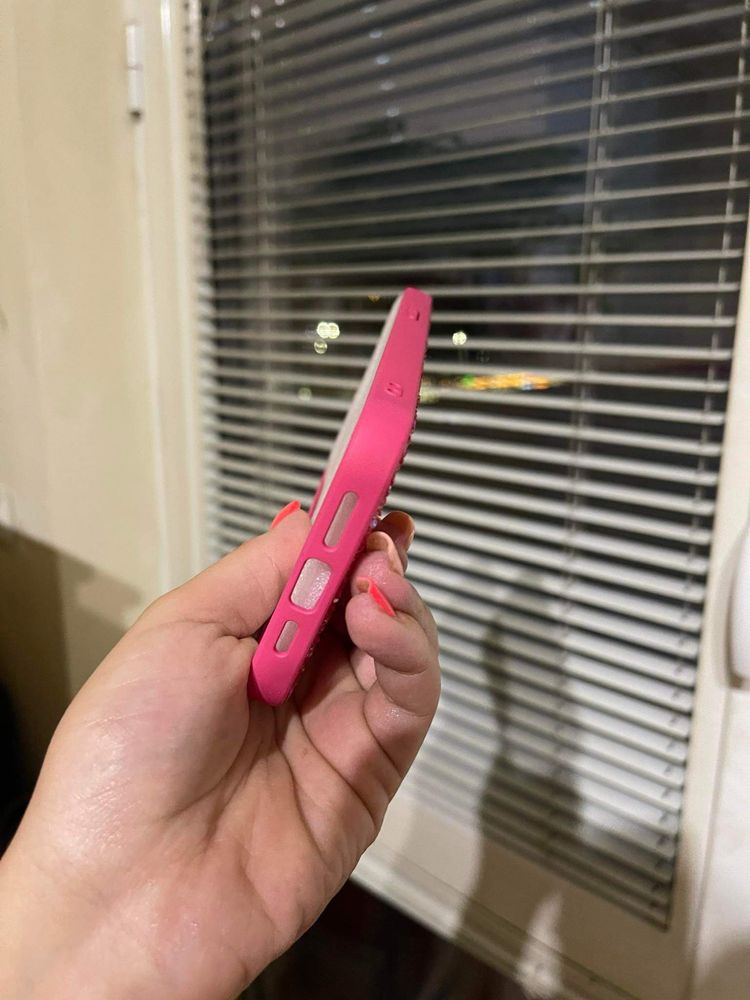 Розов кейс за Iphone 12 pro max