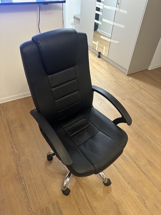 Scaun de birou ca nou