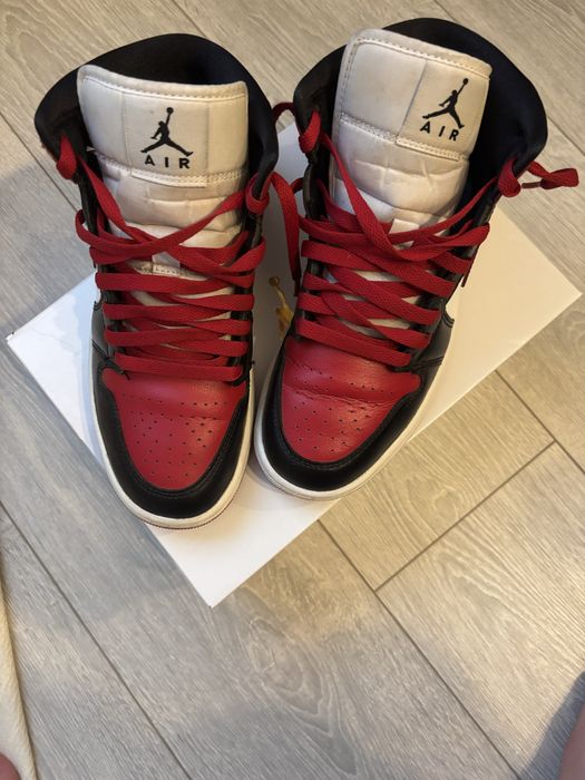 Jordan 1 mid marimea 38 originali