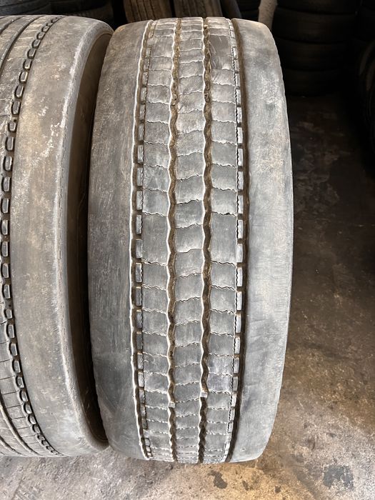 2 anvelope camion 315/70/22.5 , Hankook / Michelin !