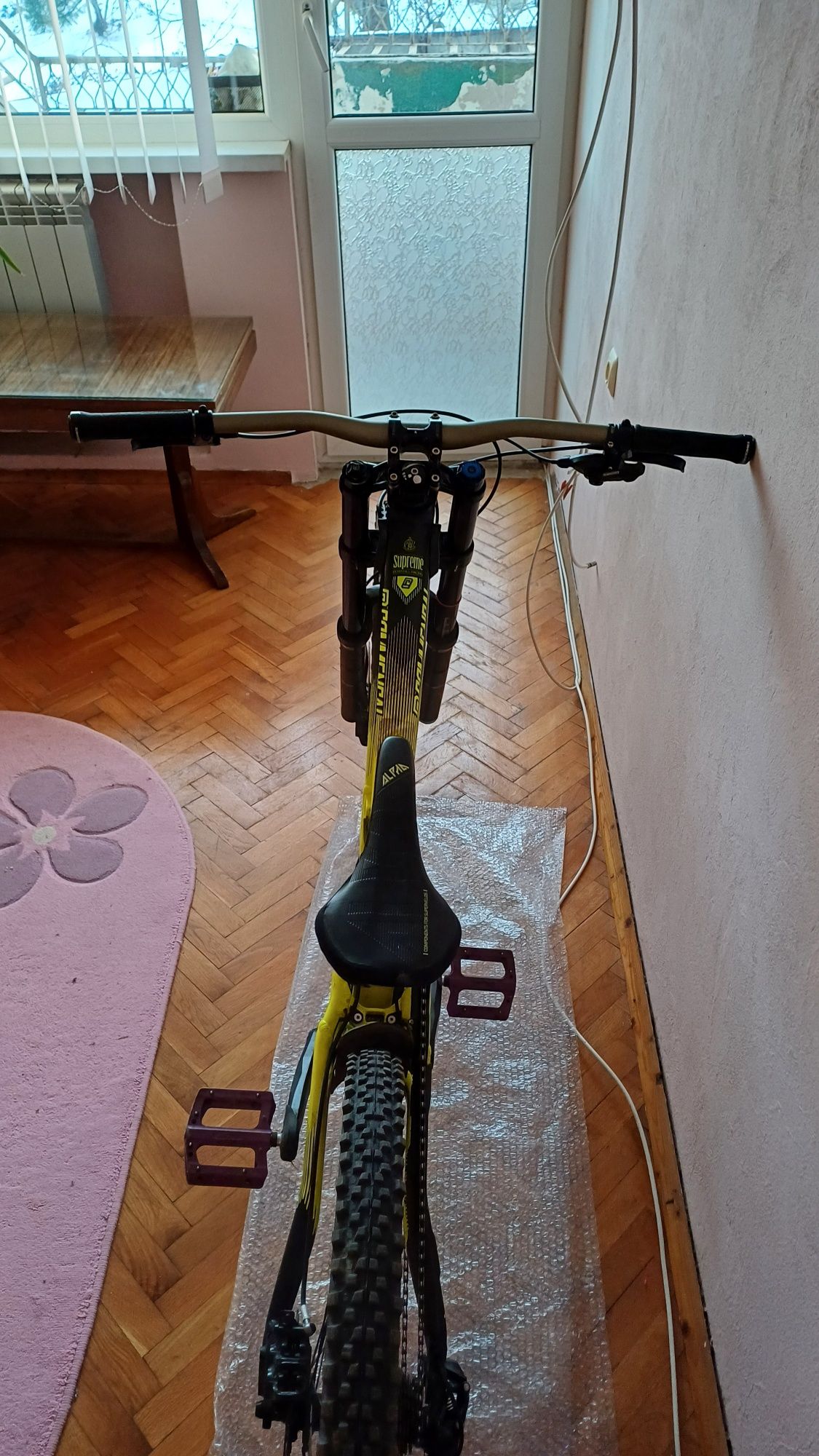 Commencal Supreme V4