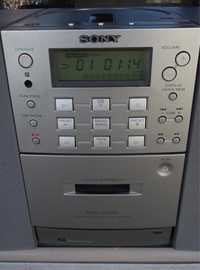 Combina SONY Pmc-305l radio casetofon cd