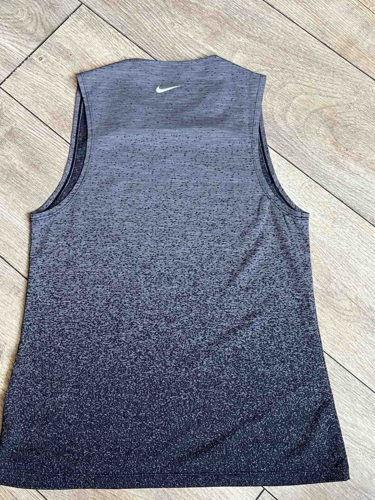Дамски потник Nile Dri- Fit / РР М