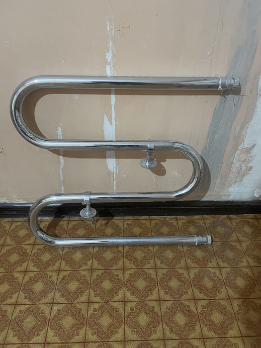 Продам полотенцесушитель в хорошем состоянии