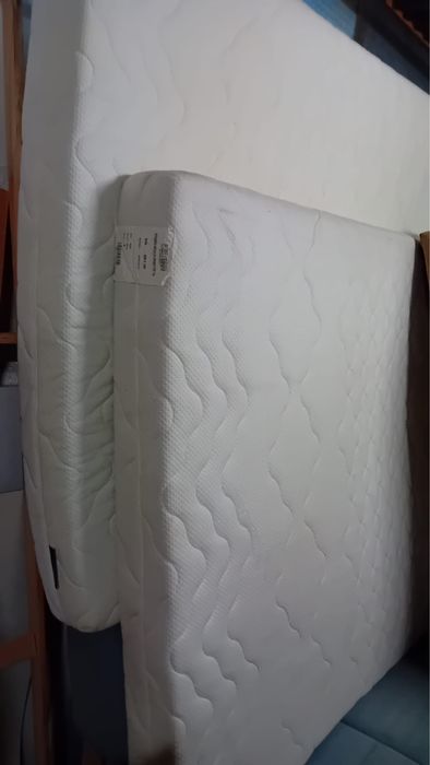 Saltea  in stare foarte buna
