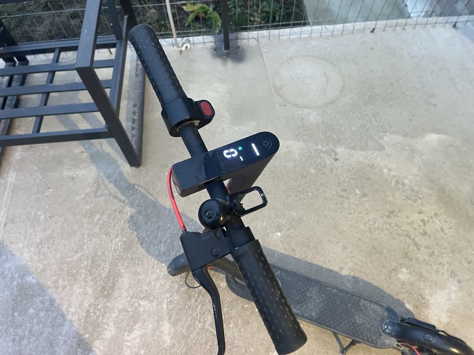 Trotinetă Xiaomi mi pro