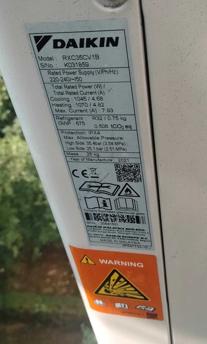 Daikin Sensira Bluevolution 12000 BTU aparat aer conditionat defect