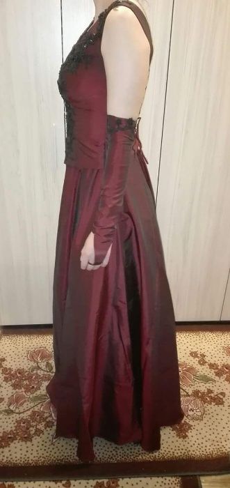 Официална, вечерна рокля