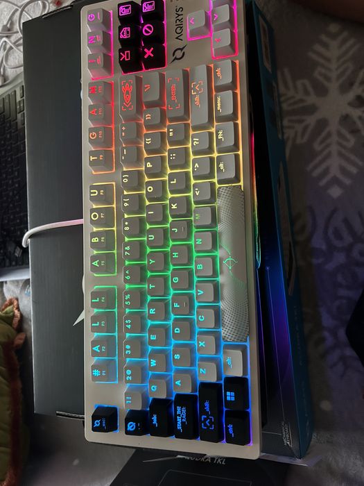 Vand tastaturã Pc