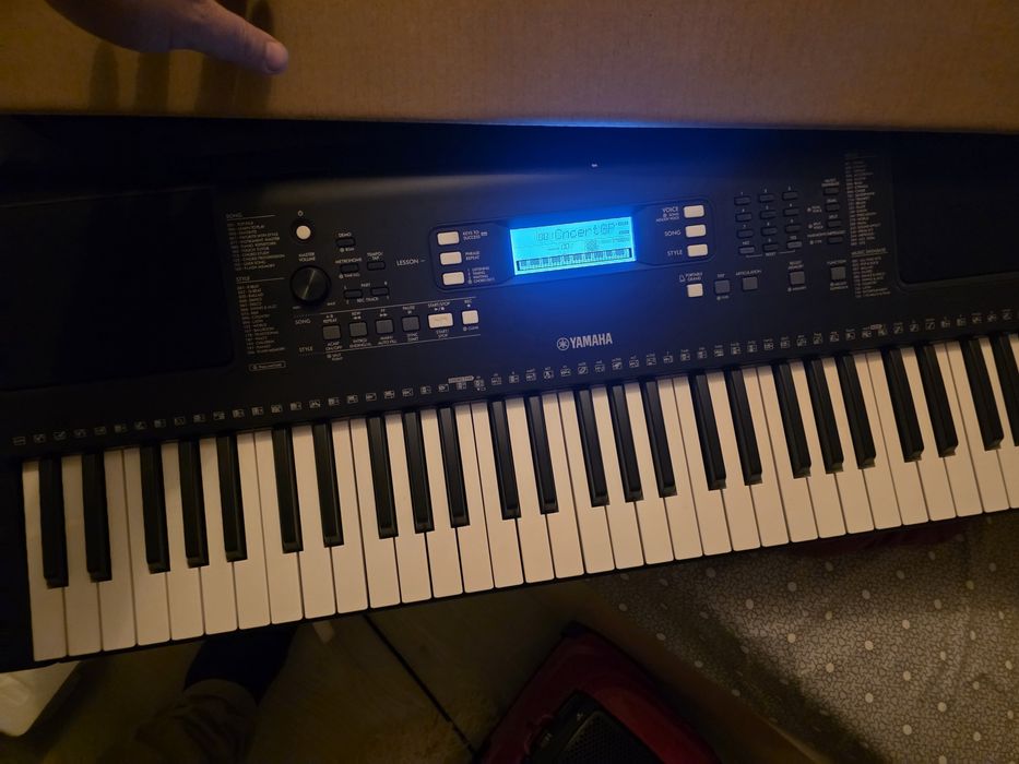 Orgă PSR-E373 De vânzare