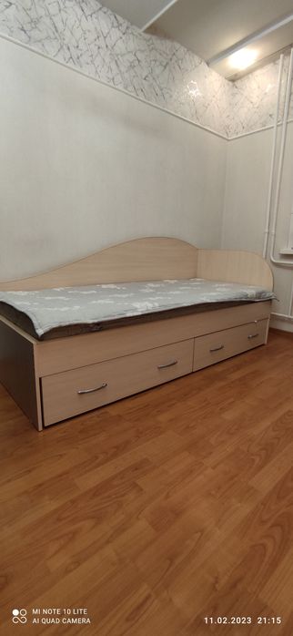 Продам кровать,в отличном состоянии 200*80,с матрасом и двумя ящиками,